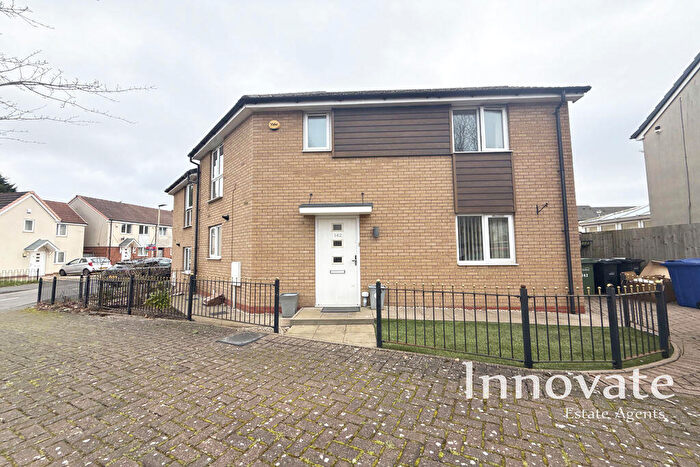 3 Bedroom Semi Detached House To Rent In Priory Road, Dudley, DY1