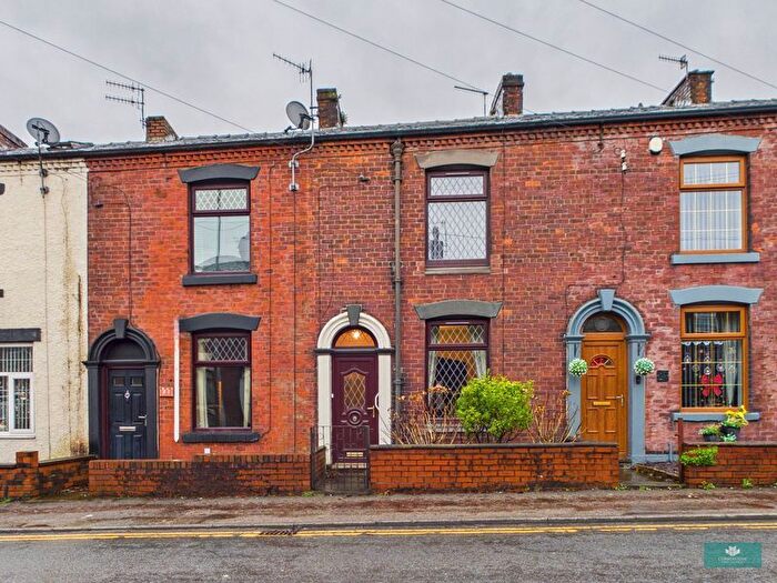 2 Bedroom Terraced House For Sale In Rochdale Road, Shaw, OL2