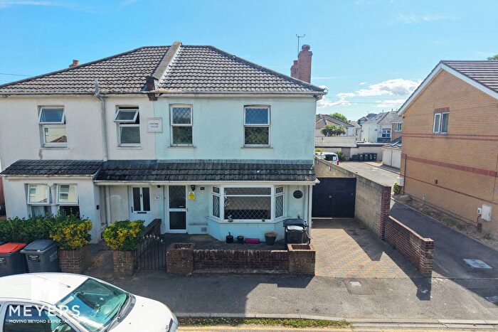 3 Bedroom Semi Detached House To Rent In Capstone Place, Bournemouth, BH8