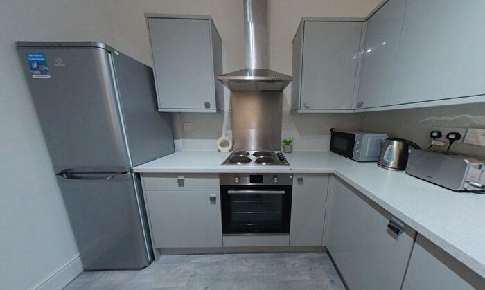 3 Bedroom Terraced House To Rent In Waterloo Promenade, Nottingham, Nottinghamshire, NG7