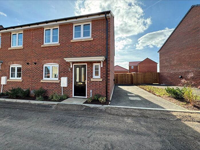 3 Bedroom Property To Rent In Durleigh Avenue, Grantham, NG31