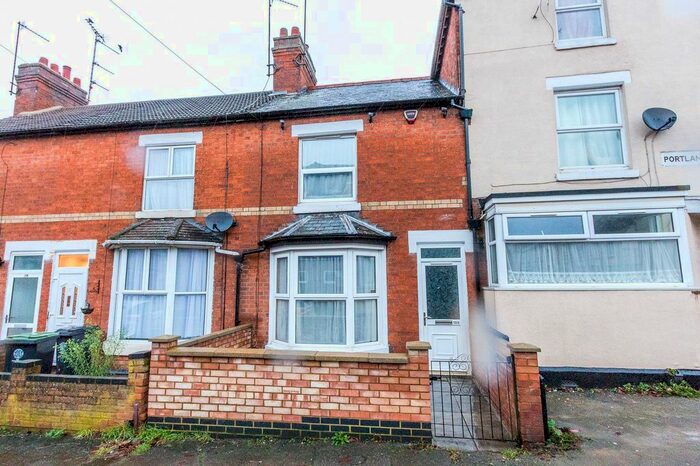 3 Bedroom Terraced House To Rent In Portland Road, Rushden, NN10