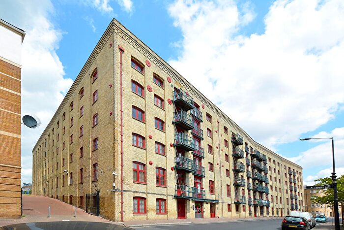 1 Bedroom Flat To Rent In Rotherhithe Street, London, SE16