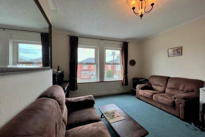 2 Bedroom Flat To Rent In Alma Road, Southampton, SO14