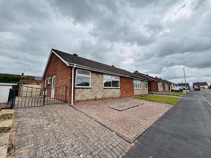2 Bedroom Bungalow To Rent In Henhurst Ridge, Burton-On-Trent, DE13
