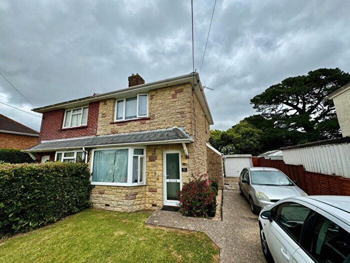 2 Bedroom Semi-Detached House To Rent In Fawcett Road, New Milton, Hampshire., BH25