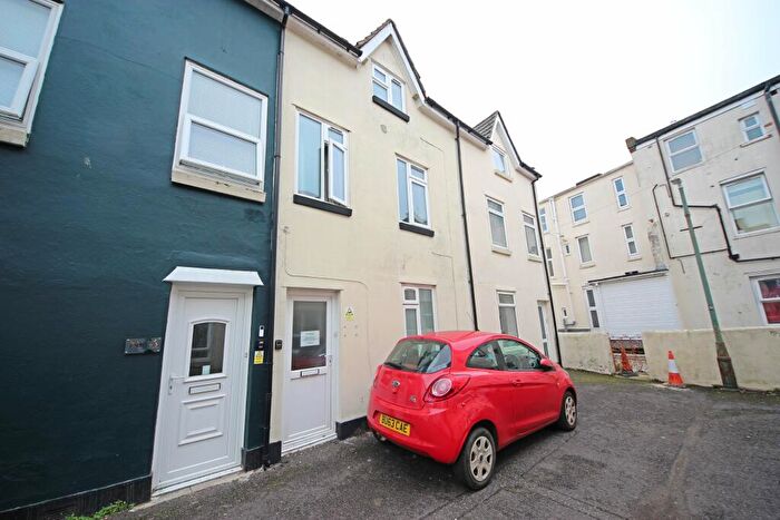 5 Bedroom House To Rent In South View Place, Bournemouth, BH2
