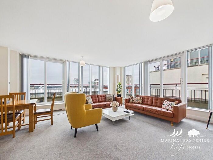 3 Bedroom Apartment To Rent In Anson Court, Gunwharf Quays, PO1