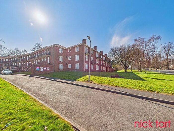 2 Bedroom Flat To Rent In Merridale Road, Wolverhampton, WV3