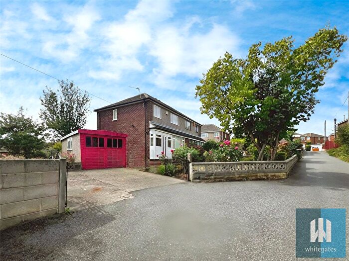 3 Bedroom Semi-detached House For Sale In Hill Top Road, Moldgreen, Huddersfield, HD5