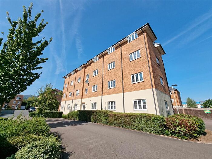 2 Bedroom Flat To Rent In Blaen Bran Close, Cwmbran, NP44