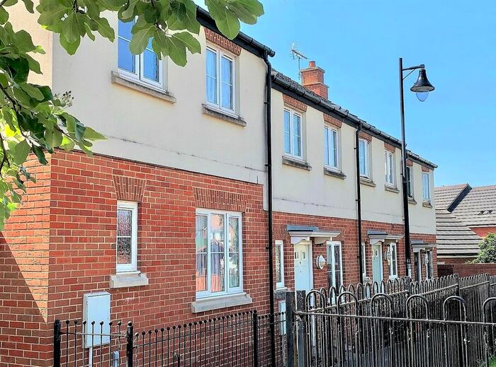 3 Bedroom Terraced House To Rent In Fenby Place, Redhouse, Swindon, SN25