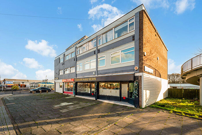 2 Bedroom Flat For Sale In Delme Court, Fareham Town Centre, PO16