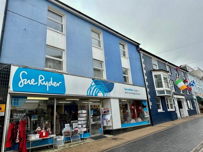 2 Bedroom Flat To Rent In Fore Street, Brixham, TQ5