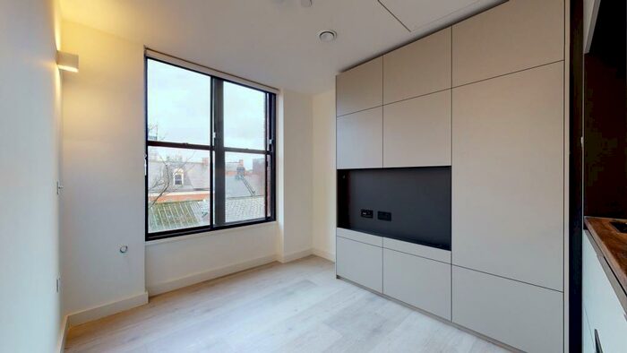 Studio To Rent In George Street, LU1