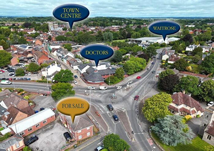 2 Bedroom Flat For Sale In St Catherines Court, Leigh Road, Wimborne, BH21