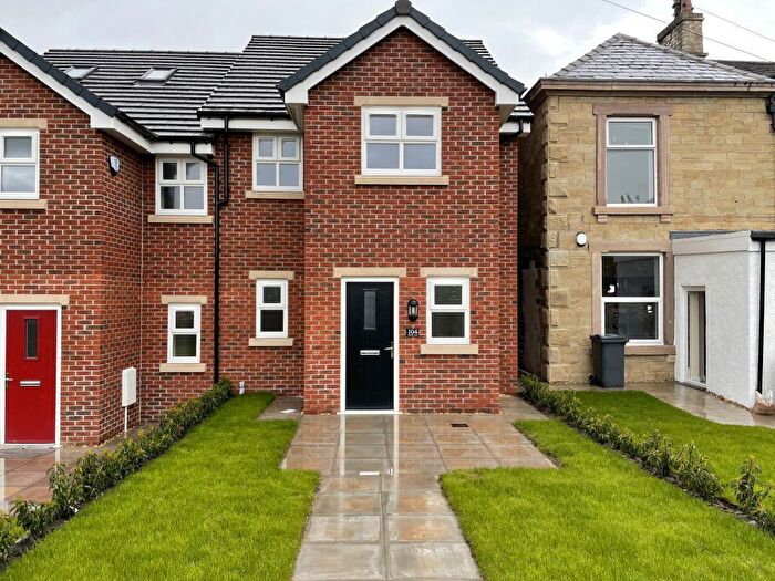 3 Bedroom Semi-Detached House To Rent In Roman Road, Blackburn, Lancashire, BB1