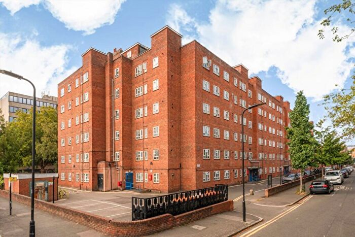 2 Bedroom Flat To Rent In Jackman Street, Braodway Market, E8