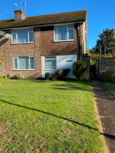 2 Bedroom Flat To Rent In Farm Close Road, Wheatley, OX33