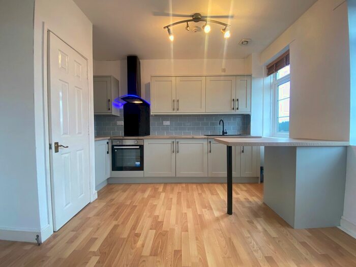 1 Bedroom Flat To Rent In Friar Street, Droitwich, WR9