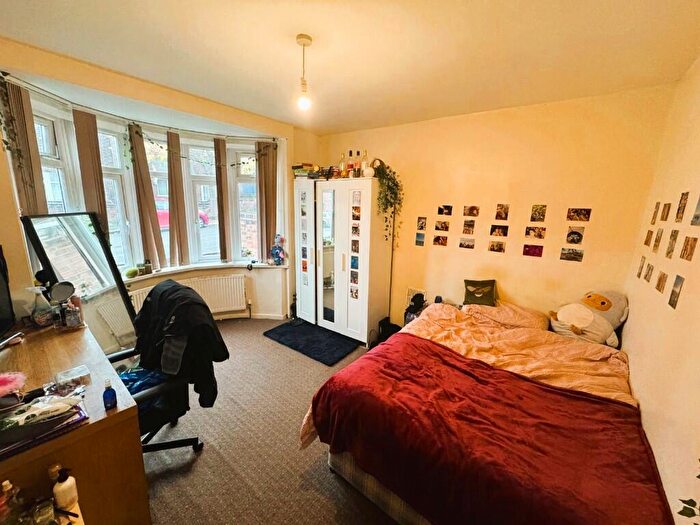 4 Bedroom Terraced House To Rent In Allington Avenue, Nottingham, Nottinghamshire, NG7