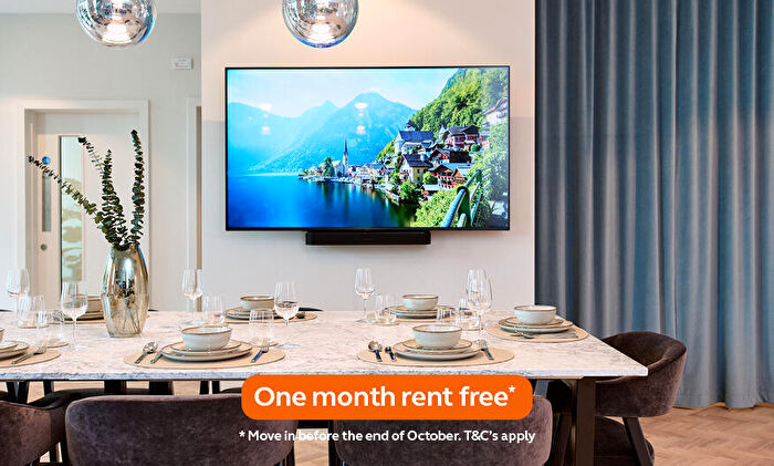 2 Bedroom Apartment To Rent In The Silver Yard, Birmingham Birmingham, B4