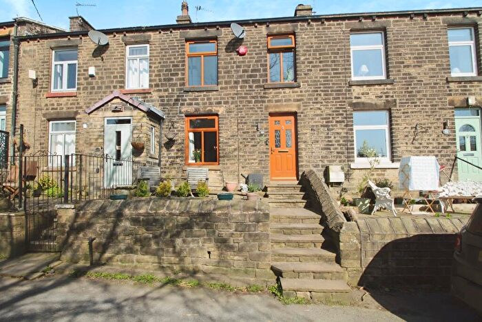 2 Bedroom Terraced House For Sale In School Hill, South Crosland, Huddersfield, West Yorkshire, HD4