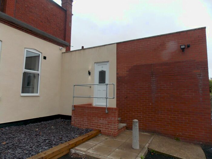 2 Bedroom Flat To Rent In Grimsby Road, Cleethorpes, DN35