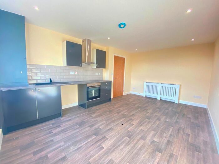 1 Bedroom Flat To Rent In Flat Oakfield House, Preston New Road, Blackburn., BB2