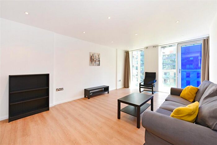 2 Bedroom Flat To Rent In Ability Place, Millharbour, London, E14