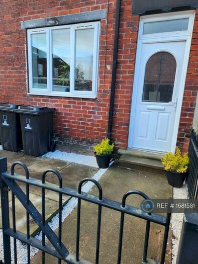 Studio To Rent In High Street, Barnsley, S72