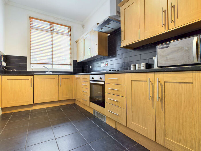 2 Bedroom Apartment To Rent In George Street, HU1