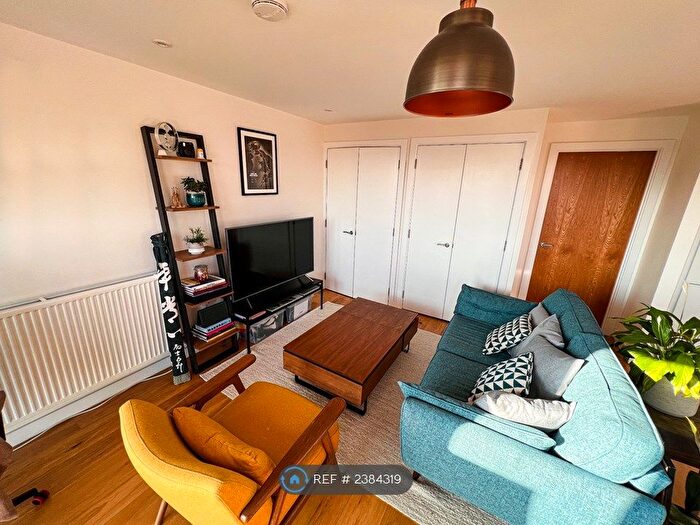 1 Bedroom Flat To Rent In Dalston Lane, London, E8