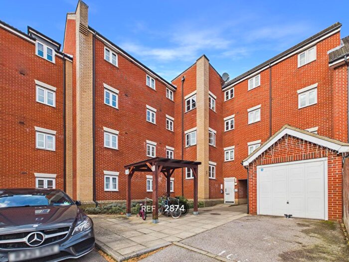 2 Bedroom Flat To Rent In Provan Court, Ipswich, IP3
