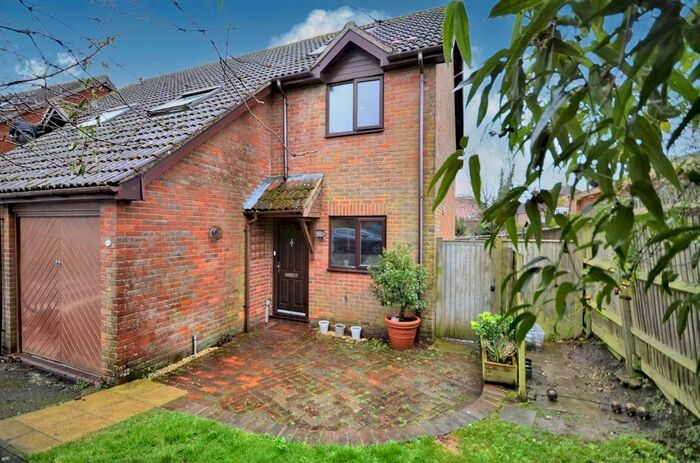 4 Bedroom Semi-Detached House To Rent In Eggars Field, Bentley, Farnham, GU10