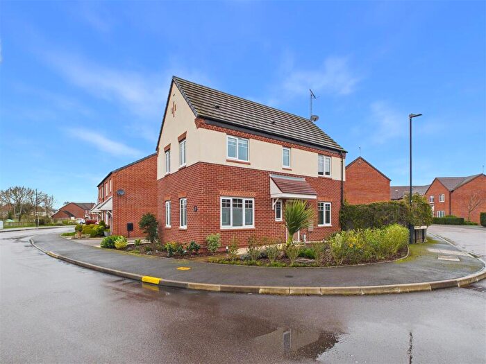 3 Bedroom Detached House For Sale In Sandringham Avenue, Stratford-Upon-Avon, CV37