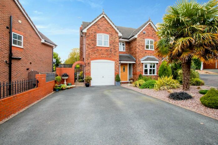 6 Bedroom Detached House For Sale In Osprey Close, Heapey, Chorley, Lancashire, PR6