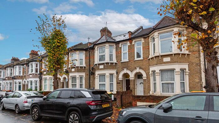 1 Bedroom Flat For Sale In Flat A, Ernald Avenue, East Ham, London, E6