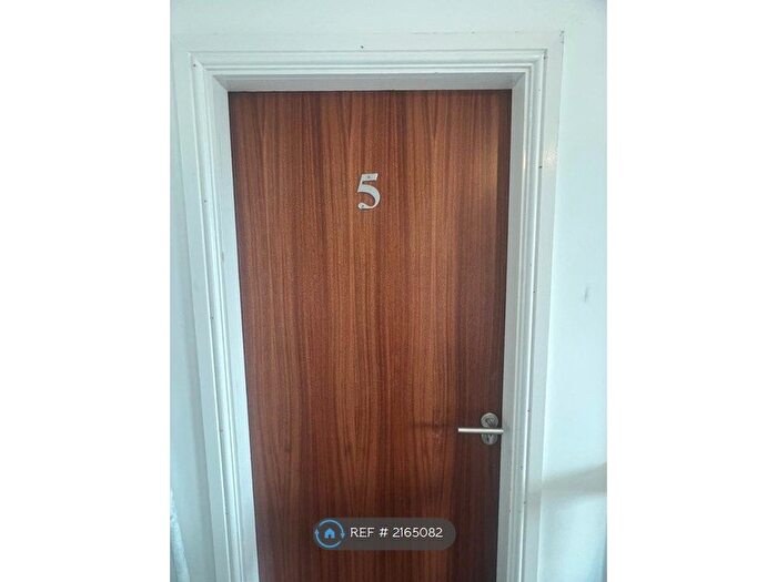 2 Bedroom Flat To Rent In Market Street, Bury, BL9