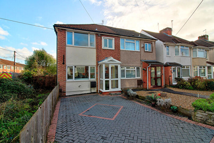 2 Bedroom Semi Detached House For Sale In New Cheltenham Road, Bristol, BS15