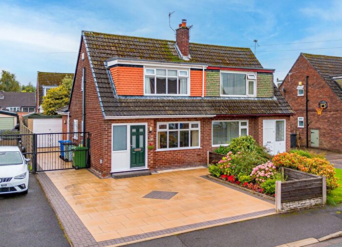 3 Bedroom Semi Detached House For Sale In Lingwood Road, Great Sankey, WA5