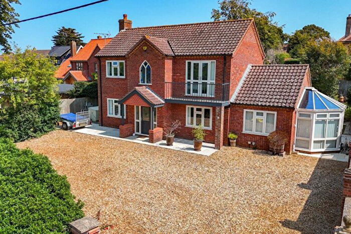 4 Bedroom Detached House For Sale In Hunstanton Road, Heacham, King's Lynn, Norfolk, PE31