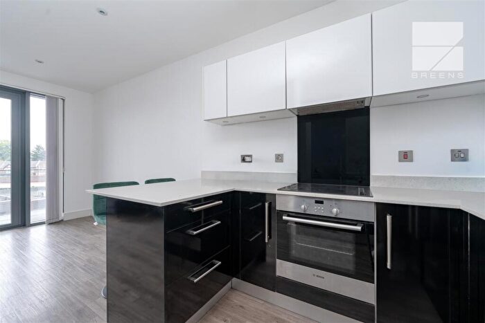 1 Bedroom Flat To Rent In Larkshall Road, London, E4