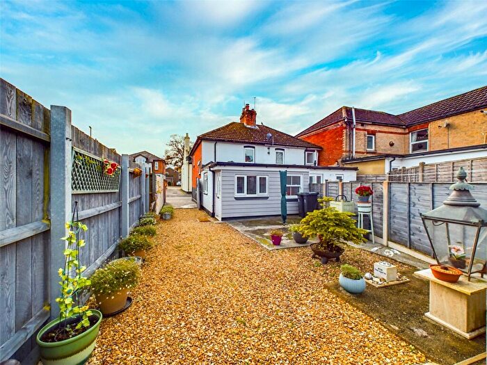 2 Bedroom Semi-Detached House For Sale In Purewell, Christchurch, Dorset, BH23