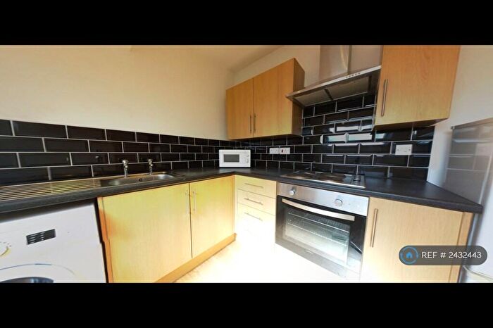 1 Bedroom Flat To Rent In Burley, Leeds, LS4