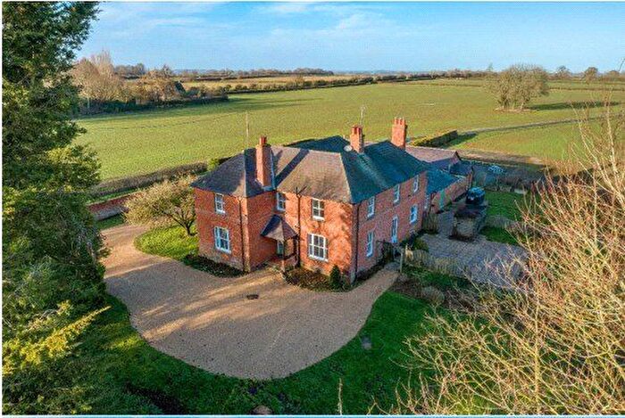 5 Bedroom Detached House To Rent In Clifton Road, Deddington, Banbury, Oxfordshire, OX15