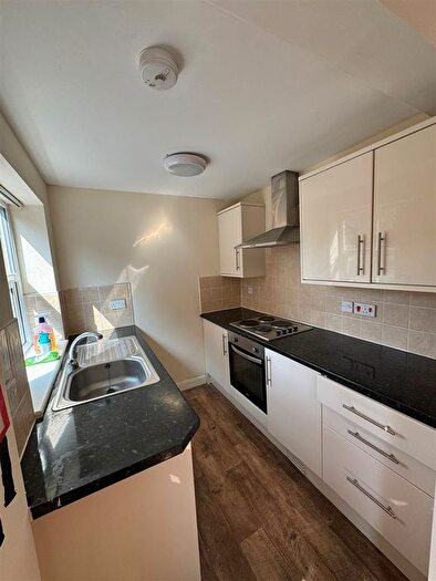 1 Bedroom Flat To Rent In Brunswick Park Road, Wednesbury, WS10