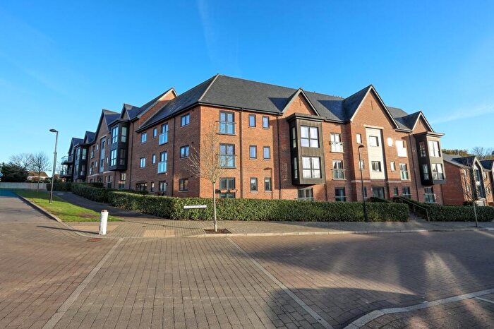 2 Bedroom Apartment For Sale In Craftmans Crescent, Priory Court, RH15