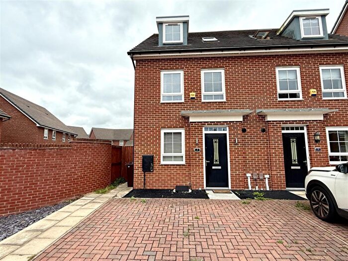 3 Bedroom Semi-Detached House For Sale In Atwood Grove, Liverpool, L36