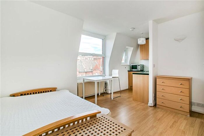 Studio To Rent In Comeragh Road, Brook Green, W14